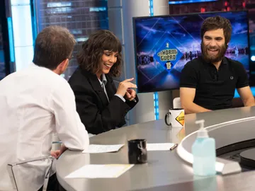 Ricardo Gómez, tras el regalo de los utensilios de cocina de Pablo Motos: "¿Tú te estás quedando conmigo?" Ricardo Gómez, tras el regalo de los utensilios de cocina de Pablo Motos: "¿Tú te estás quedando conmigo?"