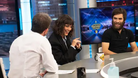 Ricardo Gómez, tras el regalo de los utensilios de cocina de Pablo Motos: "¿Tú te estás quedando conmigo?" Ricardo Gómez, tras el regalo de los utensilios de cocina de Pablo Motos: "¿Tú te estás quedando conmigo?"