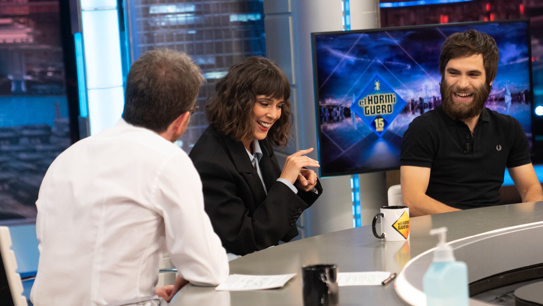 Ricardo Gómez, tras el regalo de los utensilios de cocina de Pablo Motos: "¿Tú te estás quedando conmigo?"