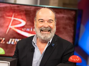 Padel, vino, viajes al espacio... Antonio Resines dicta sentencia en 'El Hormiguero 3.0' Padel, vino, viajes al espacio... Antonio Resines dicta sentencia en 'El Hormiguero 3.0'