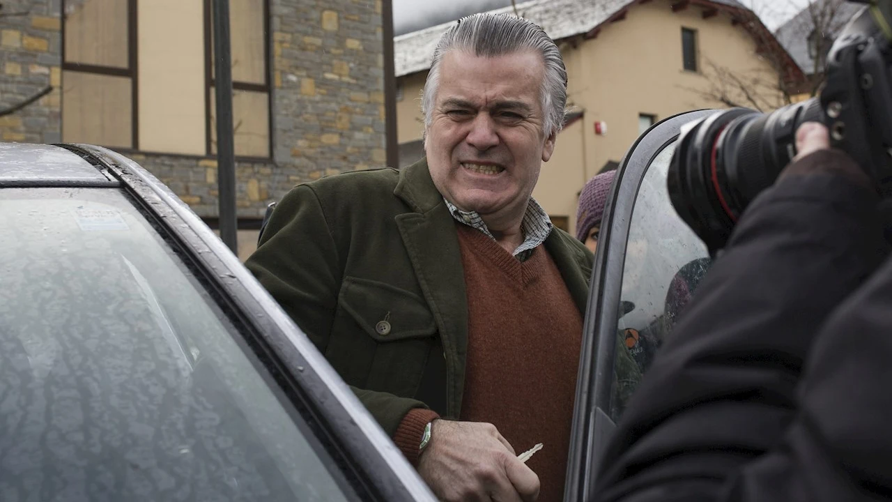 El extesorero del PP Luis B&aacute;rcenas a su salida de prisi&oacute;n