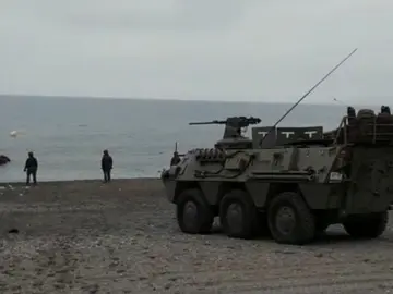 El Ejército se despliega en el Tarajal en Ceuta El Ejército se despliega en el Tarajal en Ceuta