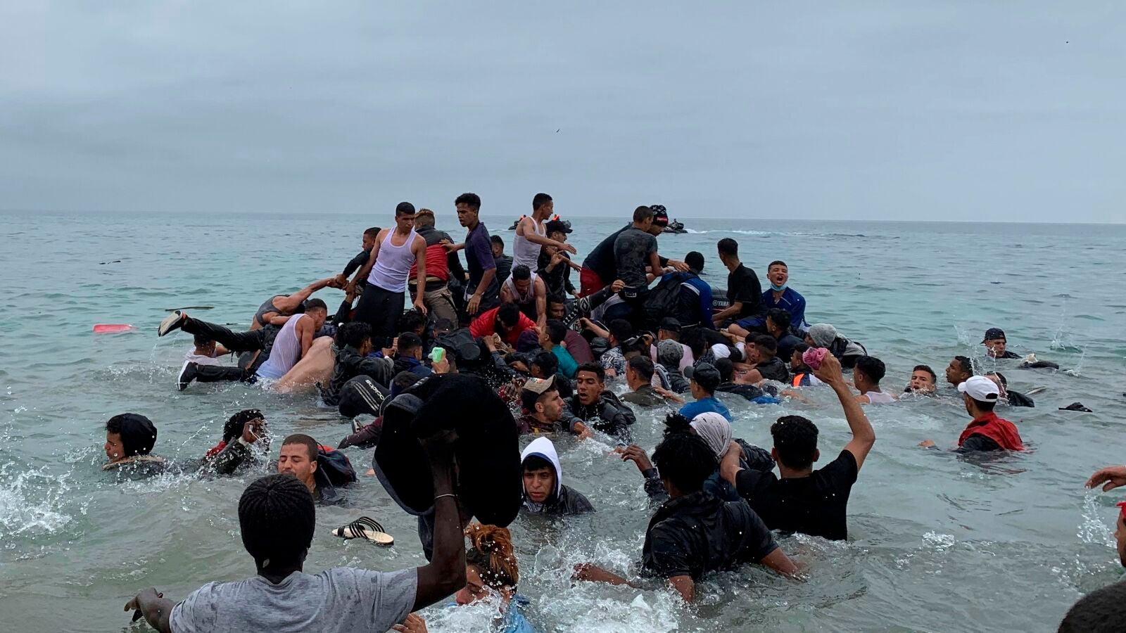 La crisis migratoria de Ceuta, en imágenes