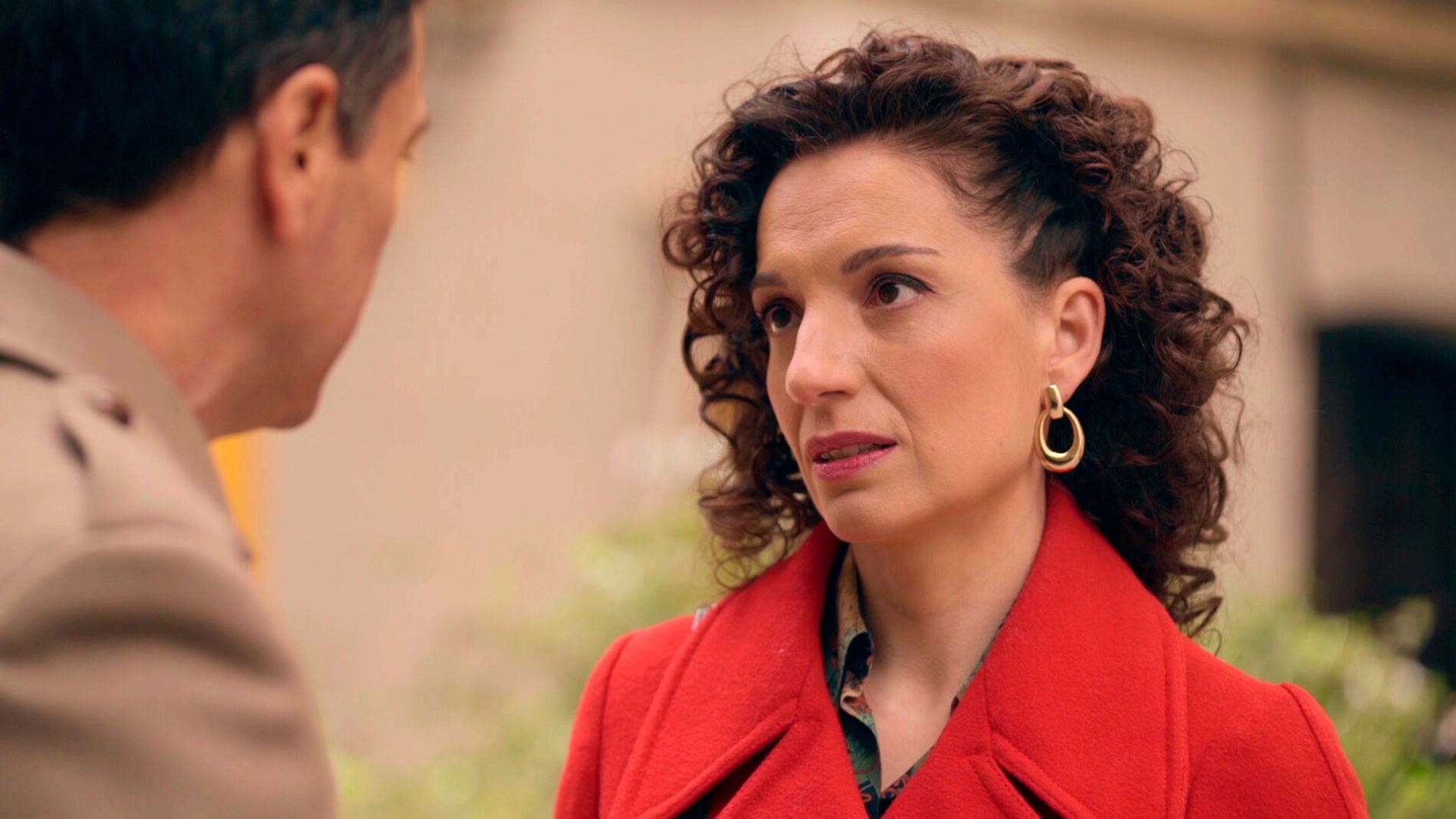 Abel teme ser descubierto: trata de persuadir a Estefan&iacute;a para alejarse del CESID