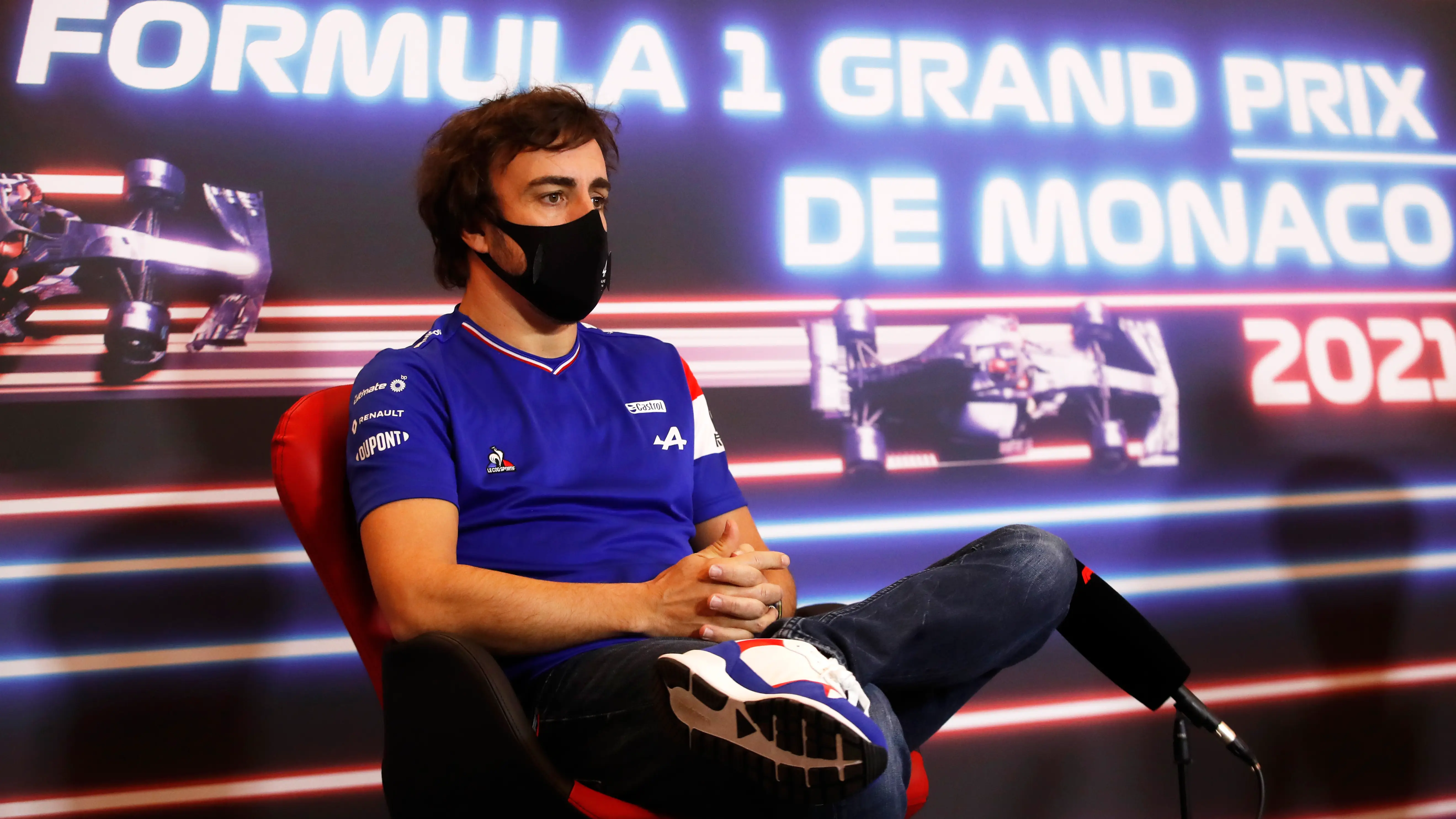 Fernando Alonso, optimista con las mejoras de Alpine: "Creo que está en la pelea con Ferrari y McLaren" Fernando Alonso, optimista con las mejoras de Alpine: "Creo que está en la pelea con Ferrari y McLaren"