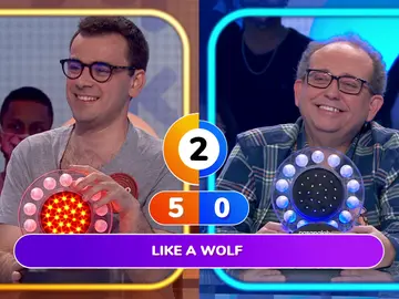 La peculiar versión de ‘Como un lobo’ de Pablo en ‘La pista’ La peculiar versión de ‘Como un lobo’ de Pablo en ‘La pista’