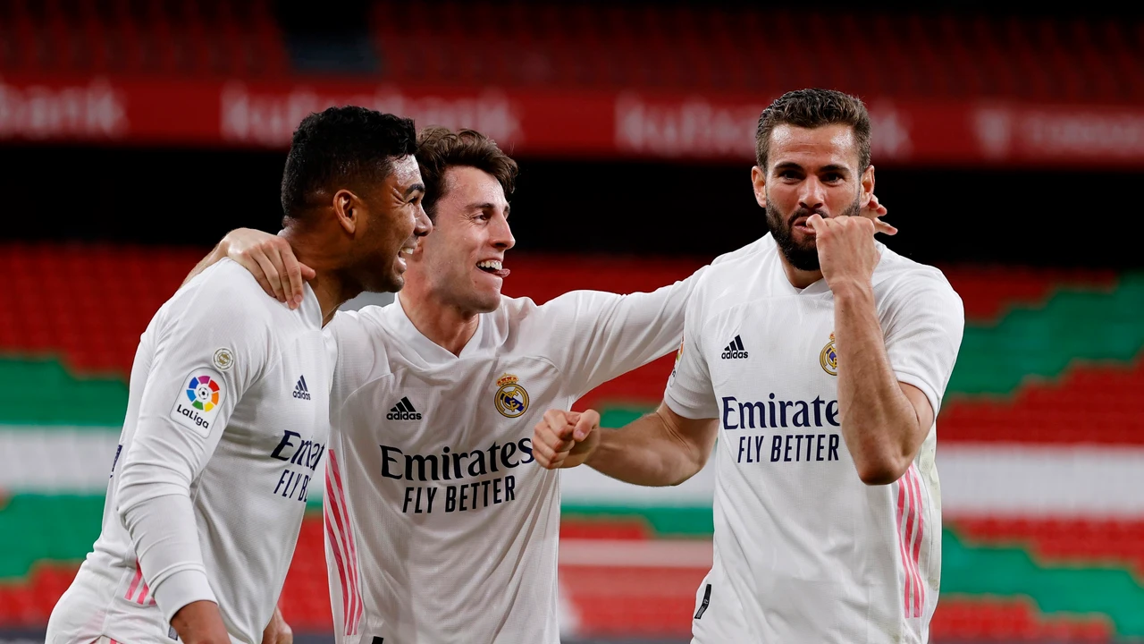 Real Madrid y presentan la nueva equipación para el año 2021/2022