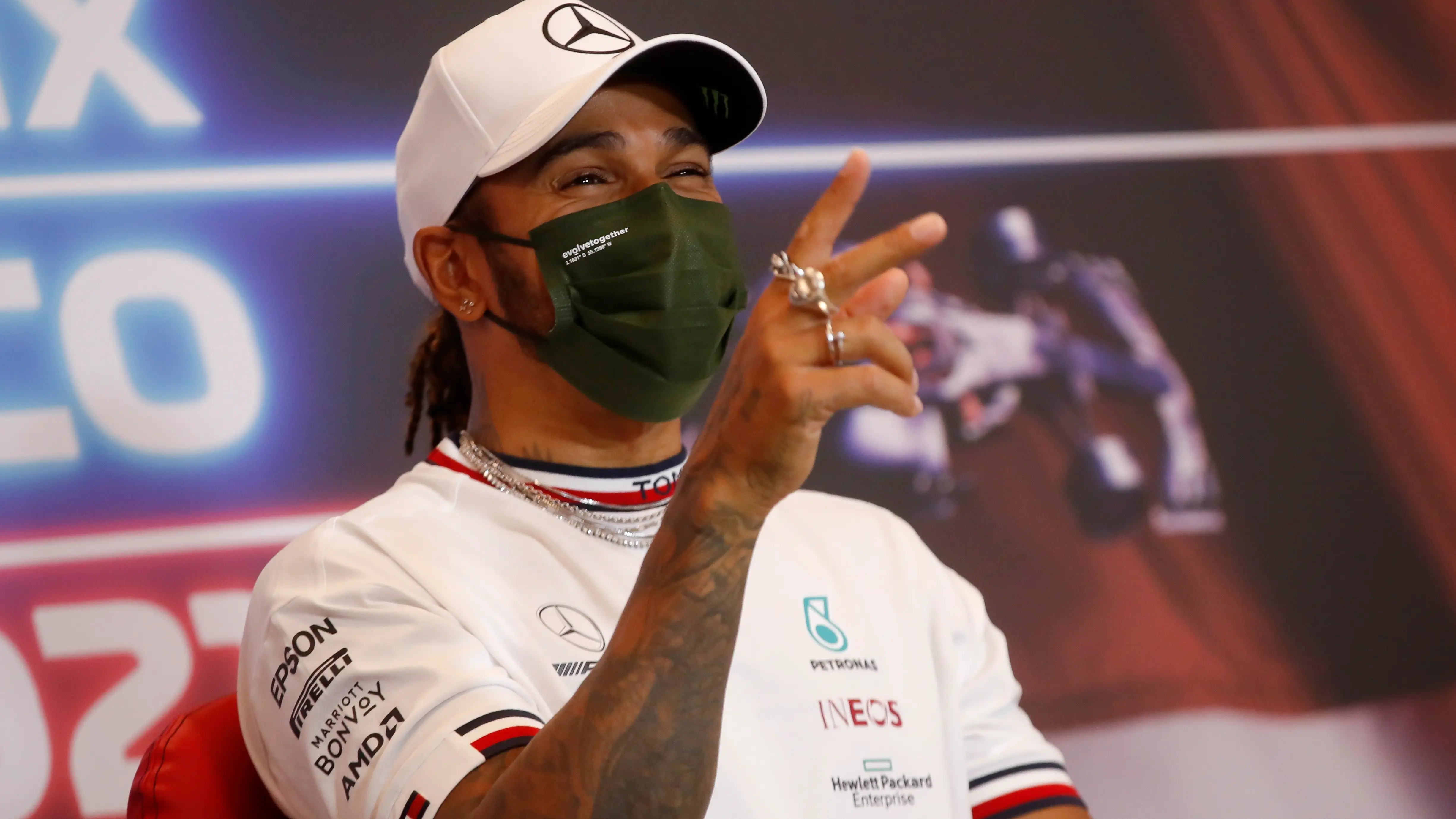Lewis Hamilton carga contra la actual Fórmula 1: "Se ha convertido en un club de niños billonarios" Lewis Hamilton carga contra la actual Fórmula 1: "Se ha convertido en un club de niños billonarios"