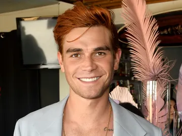 KJ Apa KJ Apa
