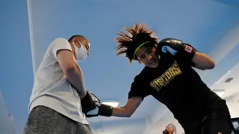 Arisa Tsubata, la boxeadora y enfermera japonesa que no podrá cumplir su sueño de estar en los JJOO de Tokio 2020: "Es muy decepcionante" Arisa Tsubata, la boxeadora y enfermera japonesa que no podrá cumplir su sueño de estar en los JJOO de Tokio 2020: "Es muy decepcionante"