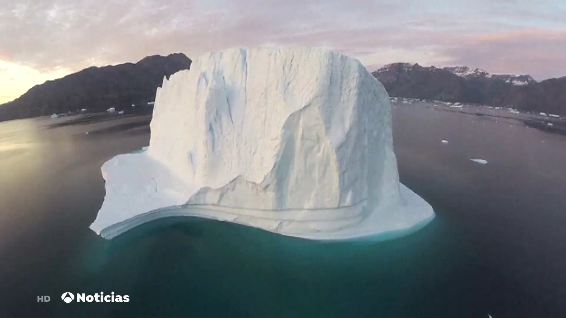 Se desprende en la Antártida el iceberg más grande del mundo 