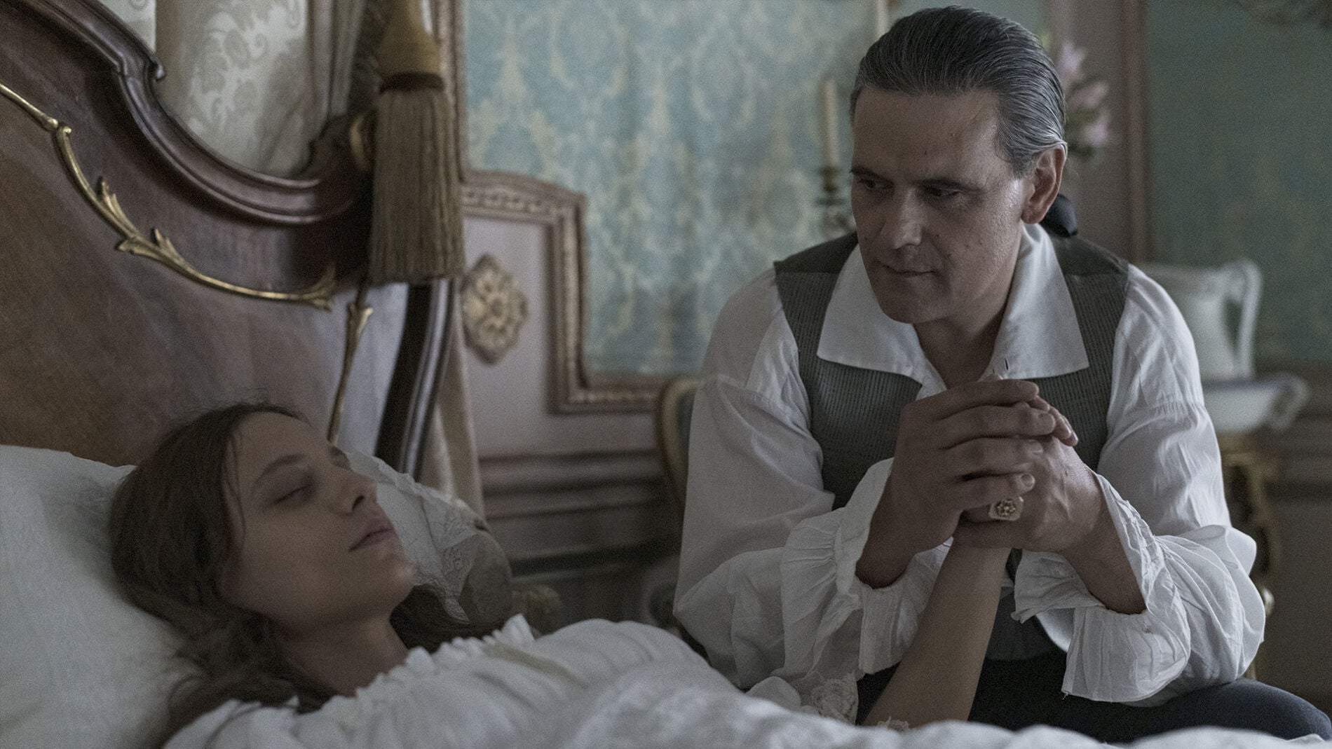 Diego de Castamar confiesa su amor a Clara: “Estoy enamorado de ti”