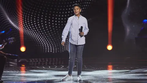 Dayron Jiménez canta ‘El pez más viejo del río’ en las Audiciones a ciegas de ‘La Voz Kids’ Dayron Jiménez canta ‘El pez más viejo del río’ en las Audiciones a ciegas de ‘La Voz Kids’