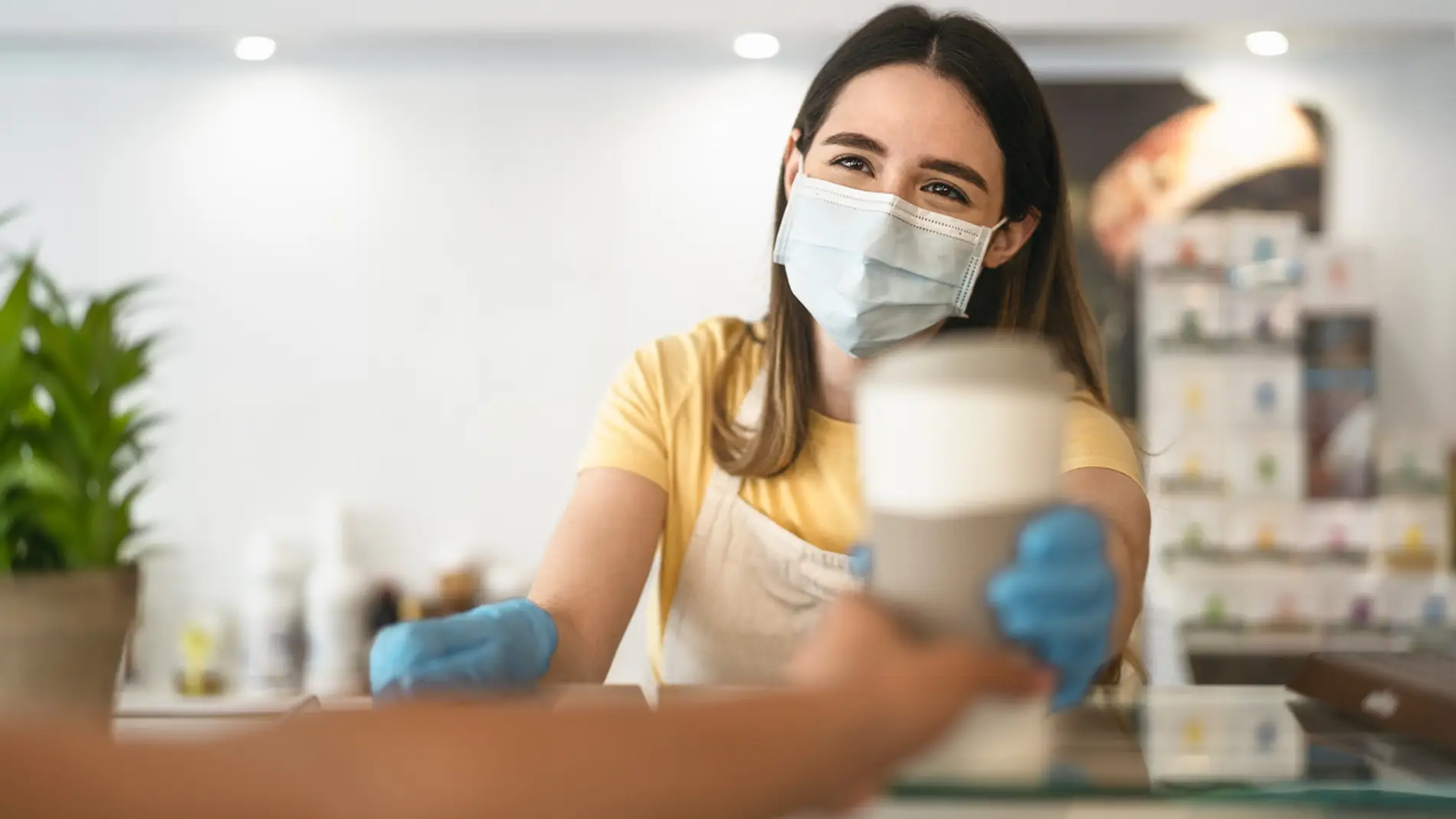 ¿La mascarilla envejece la piel?