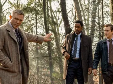 'Puñales por la espalda' 'Puñales por la espalda'