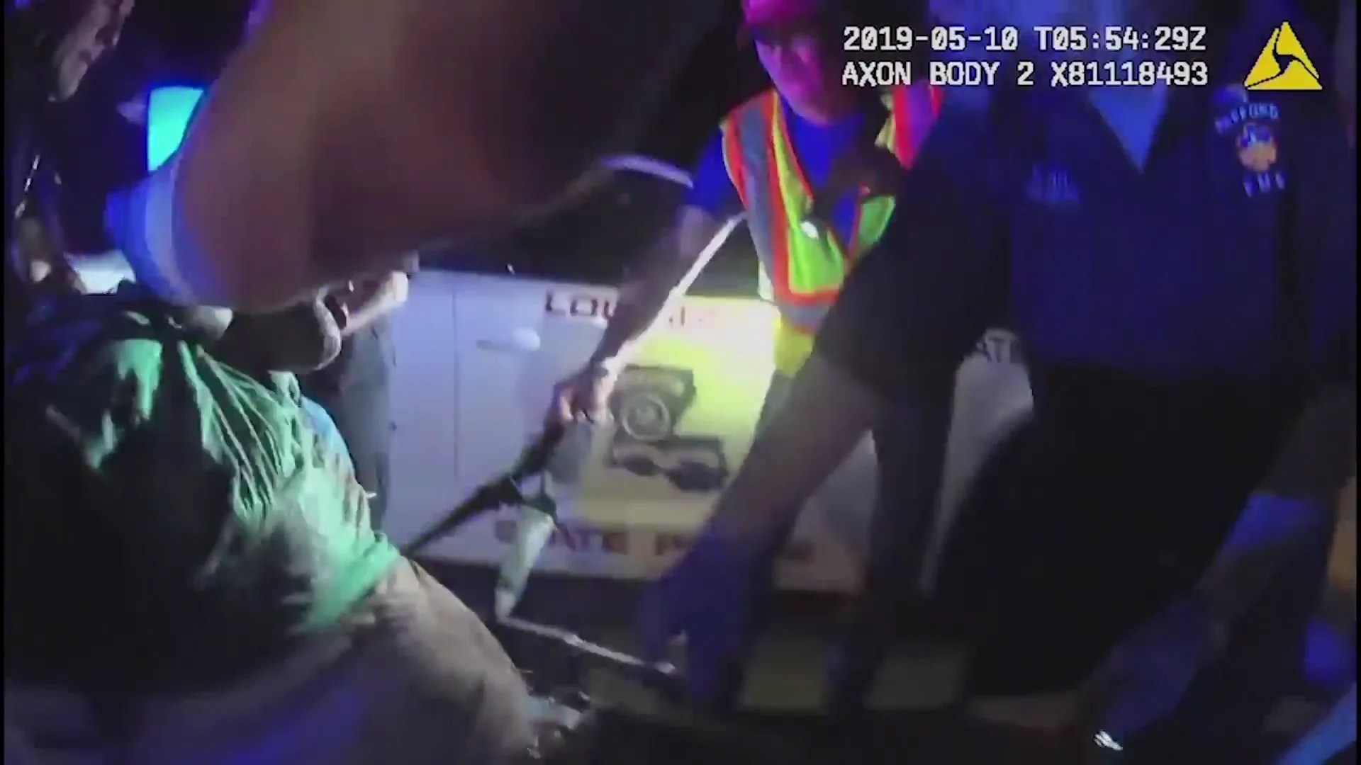 Un vídeo revela un nuevo caso de brutalidad policial en un arresto a un afroamericano en Estados Unidos Un vídeo revela un nuevo caso de brutalidad policial en un arresto a un afroamericano en Estados Unidos