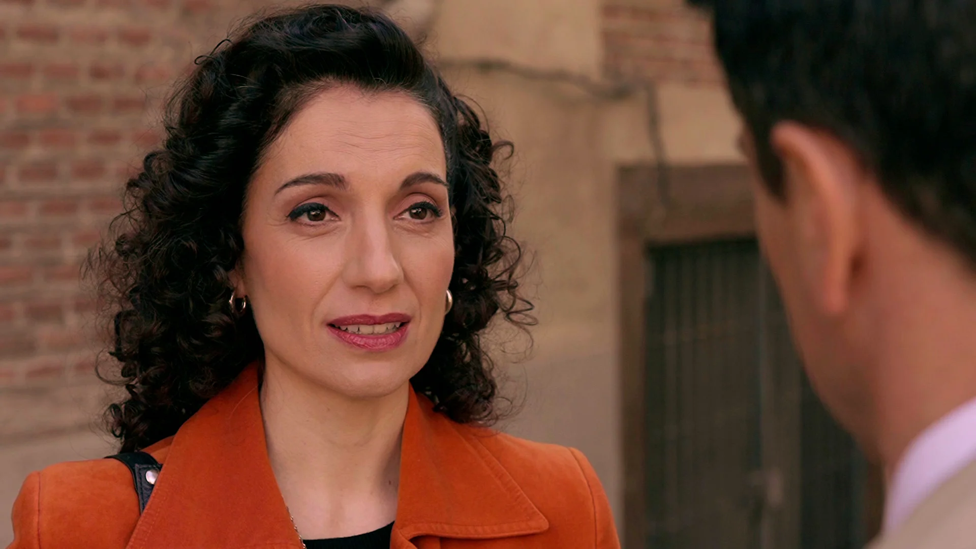 Estefan&iacute;a se queda en Madrid, &iquest;por trabajo o por amor?