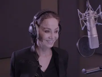 Isabel Preysler se estrena en un estudio de grabación: "Acertamos de pleno con la canción" Isabel Preysler se estrena en un estudio de grabación: "Acertamos de pleno con la canción"