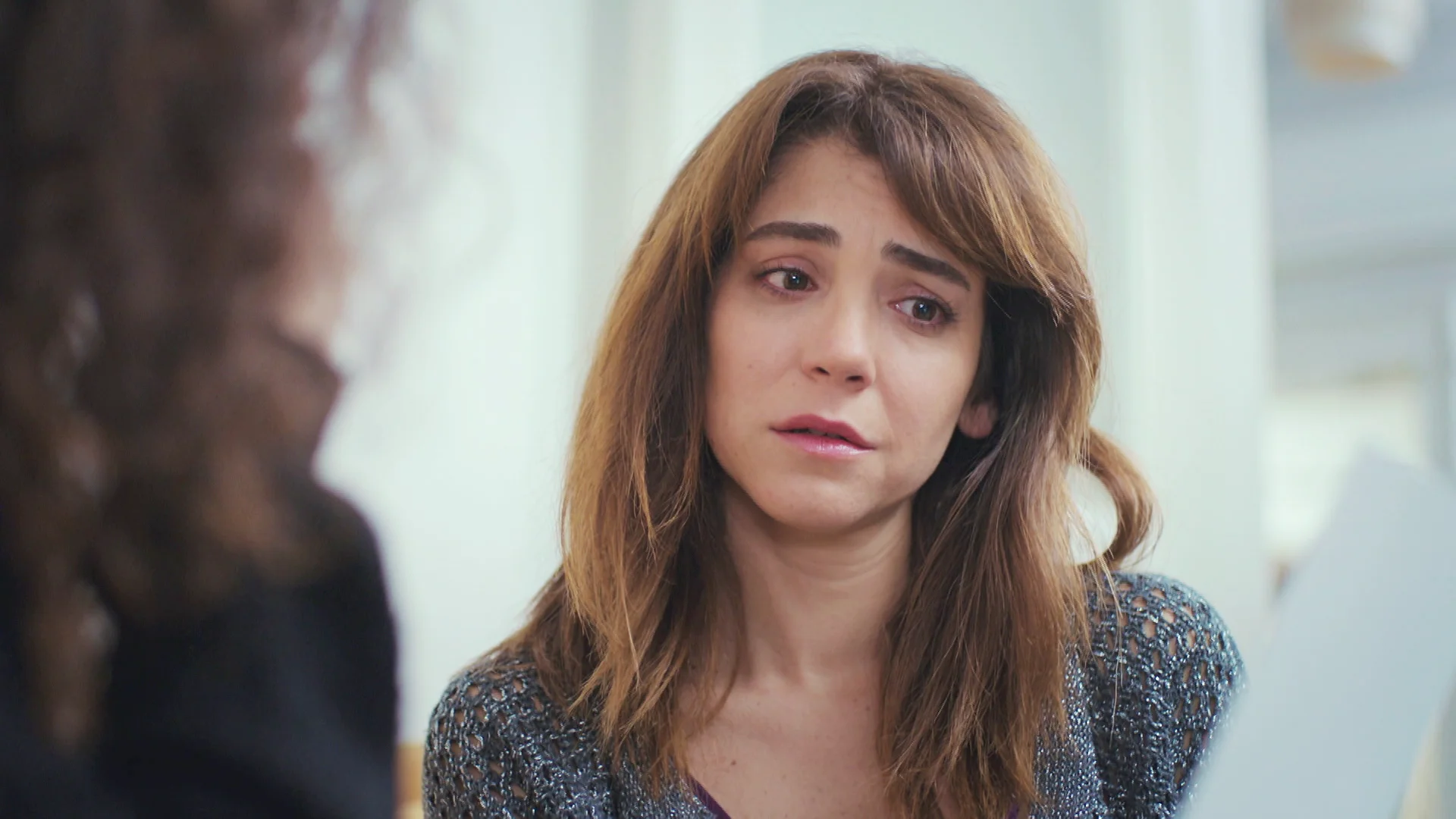 Ceyda ve por primera vez la cara de su verdadero hijo, Satilmis Ceyda ve por primera vez la cara de su verdadero hijo, Satilmis