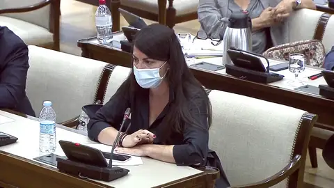 Macarena Olona denuncia amenazas de un diputado del PP en la comisión 'Kitchen' Macarena Olona denuncia amenazas de un diputado del PP en la comisión 'Kitchen'