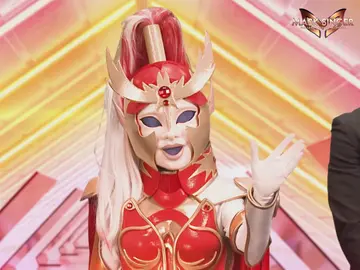 Dama Centella: “Mi planeta tiene muchos obstáculos y saber sobrevivir requiere estar fuerte” Dama Centella: “Mi planeta tiene muchos obstáculos y saber sobrevivir requiere estar fuerte”