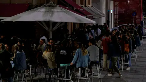Una terraza en Cantabria Coronavirus