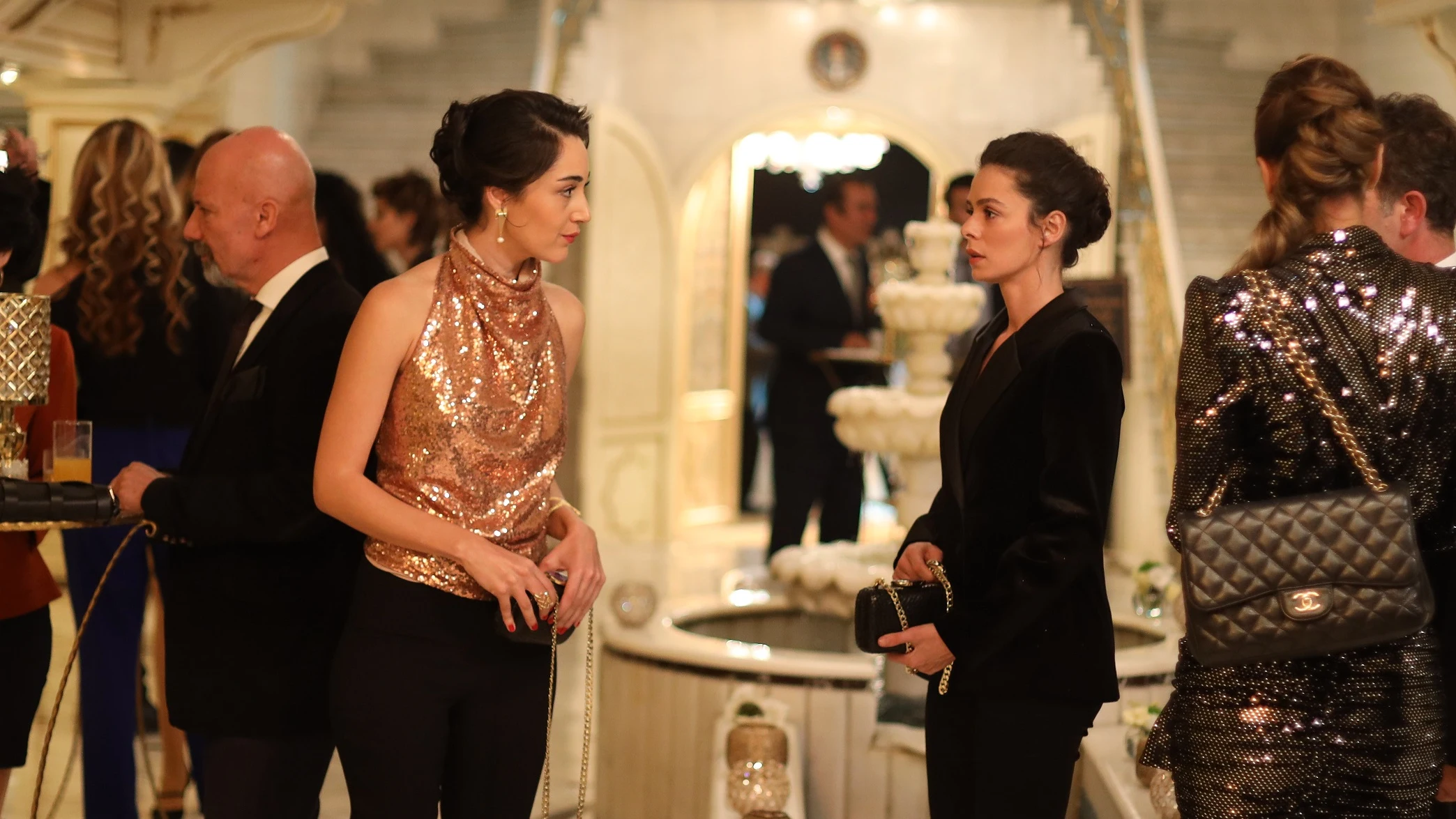 Avance de ‘Mujer’: Bahar, cara a cara con Kismet durante su arriesga misión secreta Avance de ‘Mujer’: Bahar, cara a cara con Kismet durante su arriesga misión secreta
