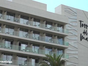 Mueren dos jóvenes de 22 y 26 años tras caer de un balcón en Ibiza 