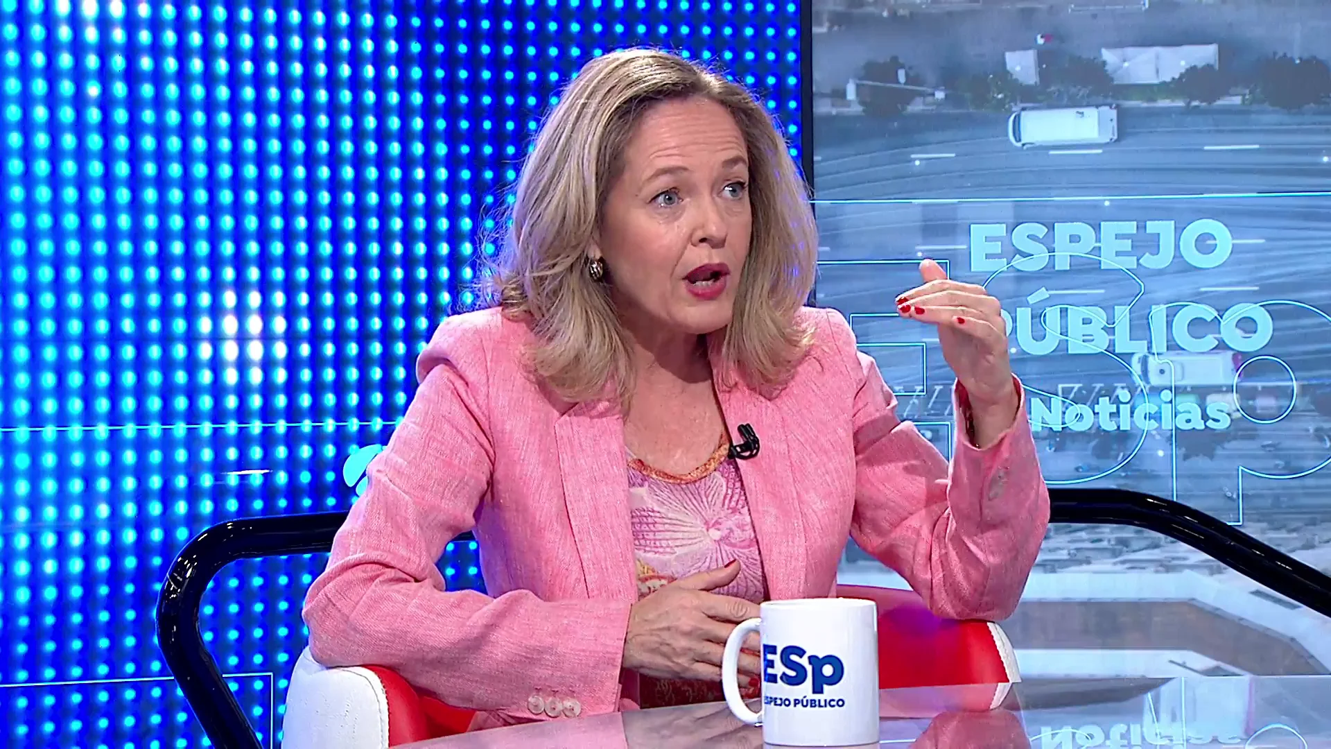 Nadia Calvi&ntilde;o en Espejo P&uacute;blico