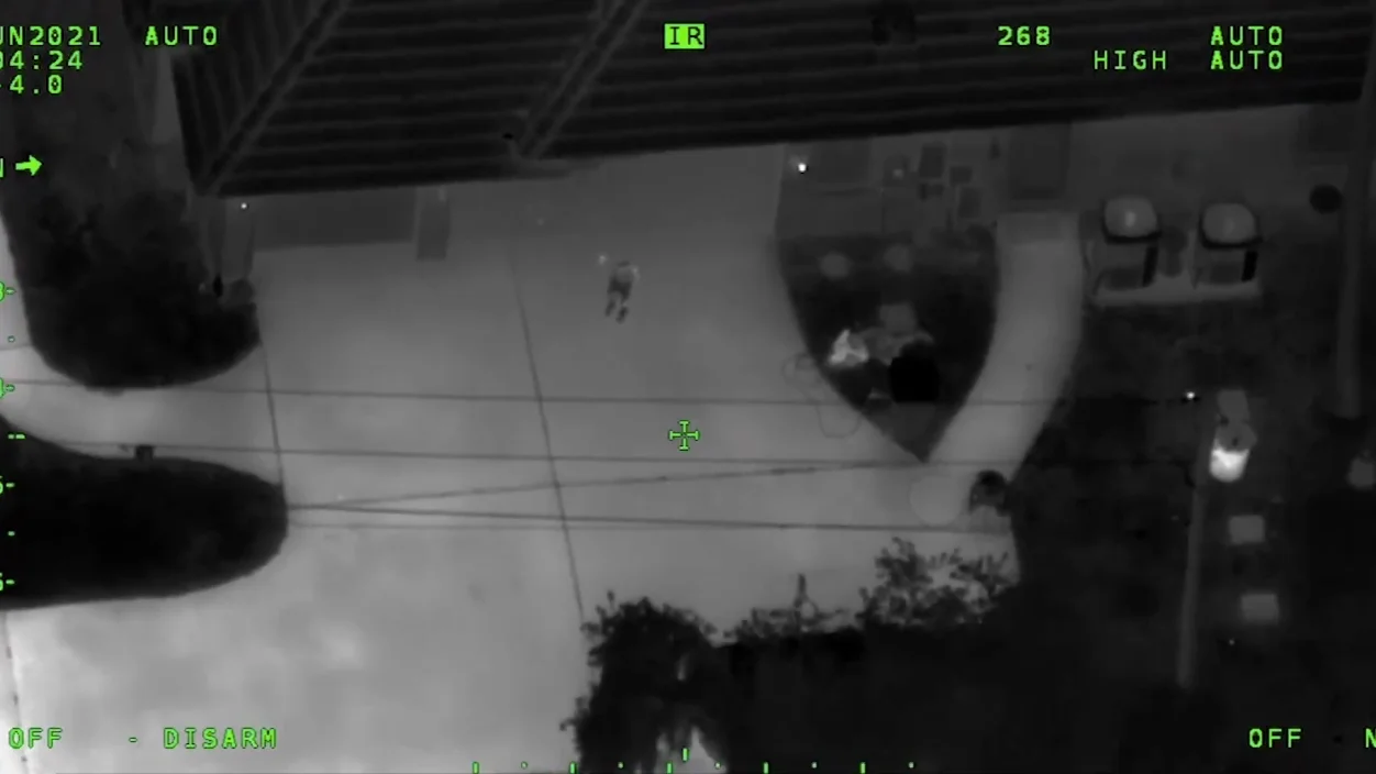 Tiroteo entre dos niños y la policía de Florida Tiroteo entre dos niños y la policía de Florida