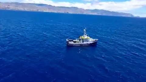 El fondo rocoso y la basura dificultan la búsqueda del buque Ángeles Alvariño en el caso de las niñas desaparecidas en Tenerife El fondo rocoso y la basura dificultan la búsqueda del buque Ángeles Alvariño en el caso de las niñas desaparecidas en Tenerife