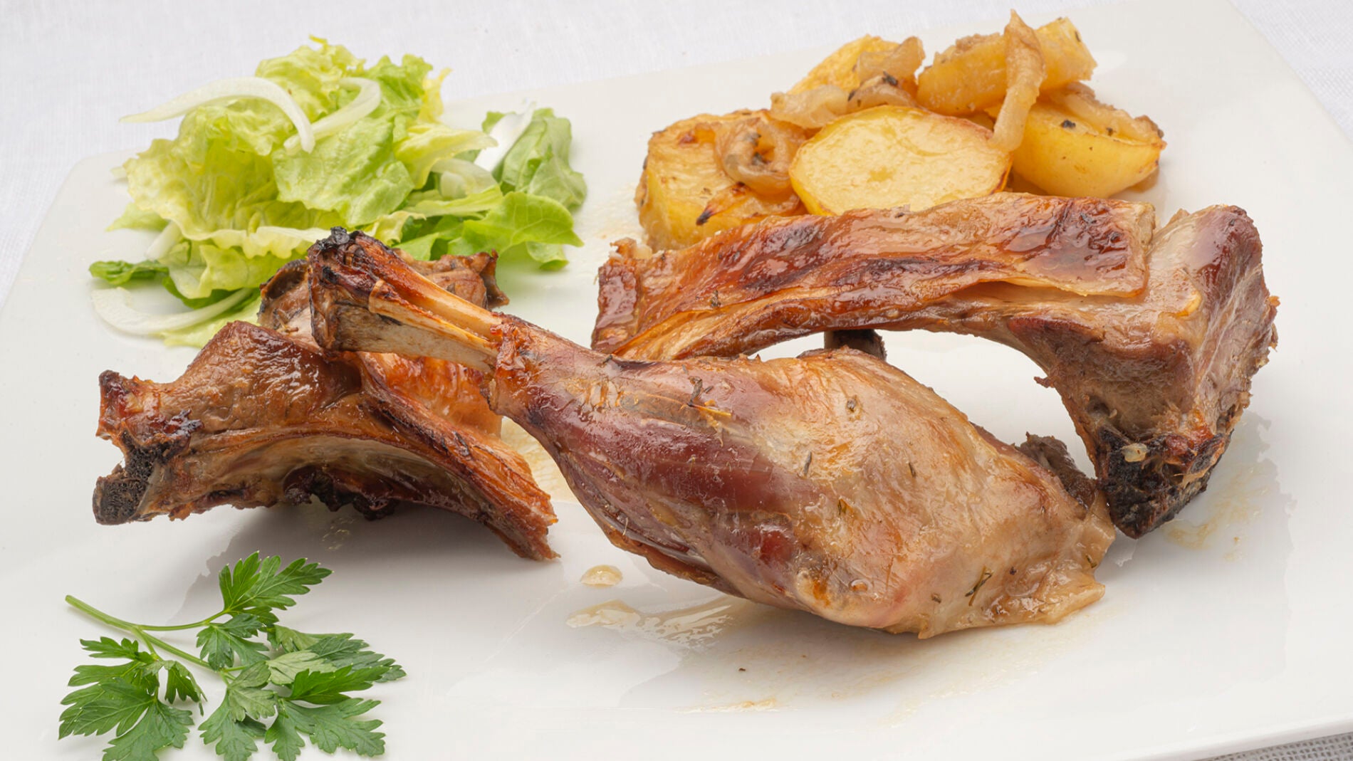 Karlos Arguiñano: cabrito asado con patatas \