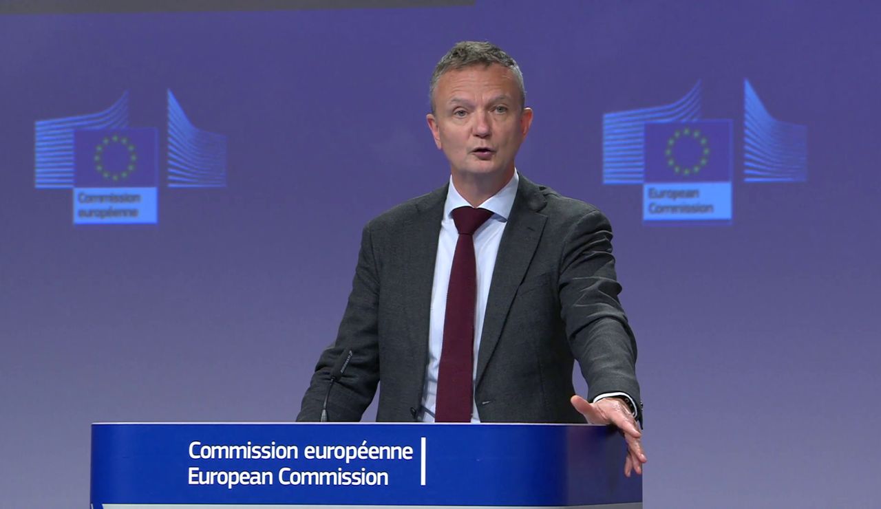 La Comisión Europea pide coherencia a España para que exija una PCR a los turistas británicos La Comisión Europea pide coherencia a España para que exija una PCR a los turistas británicos