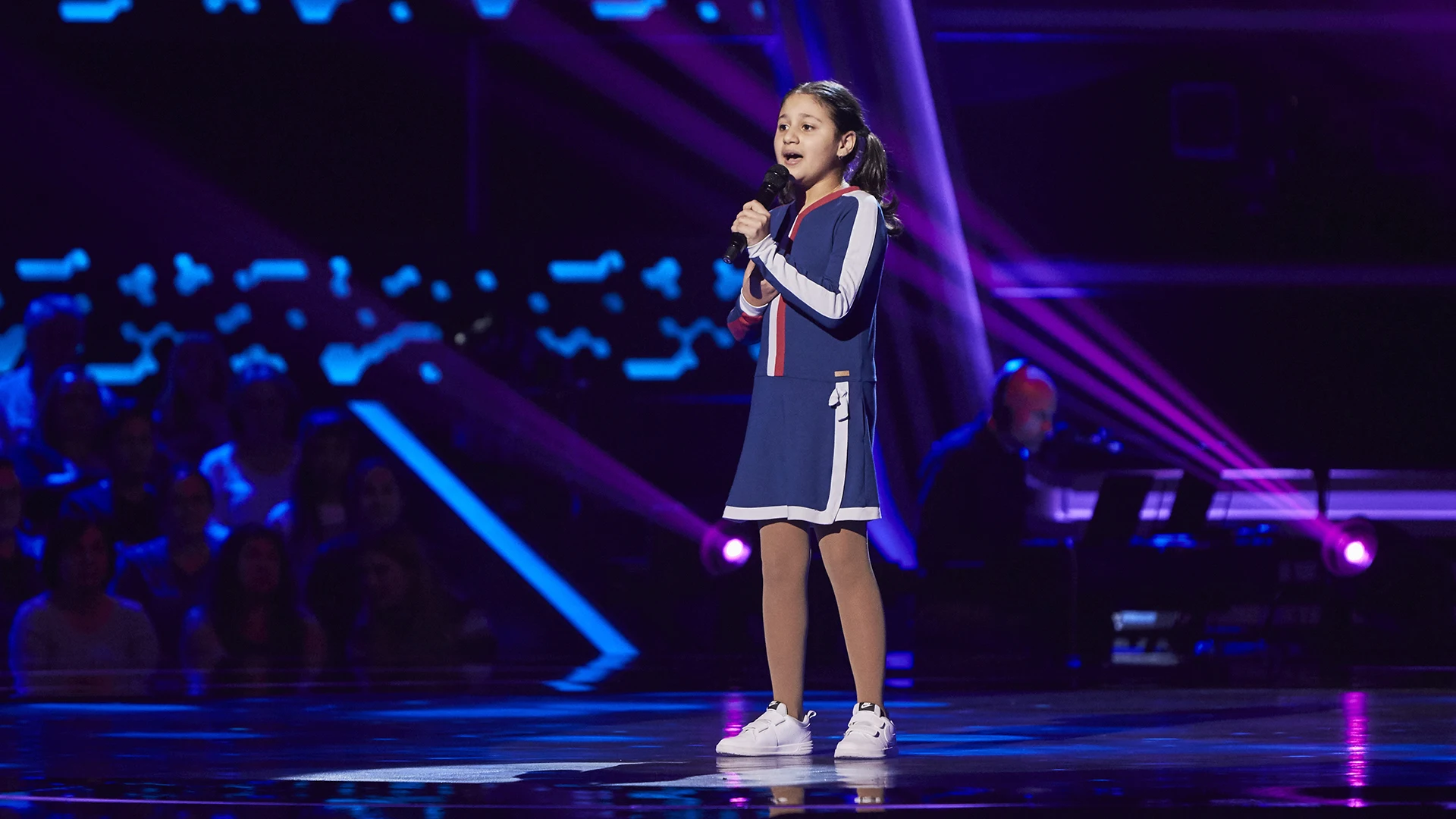 Alina Mamikonyan canta ‘Mañana’ en las Audiciones a ciegas de ‘La Voz Kids’ Alina Mamikonyan canta ‘Mañana’ en las Audiciones a ciegas de ‘La Voz Kids’