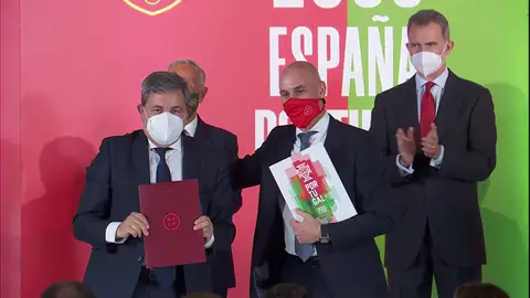 La candidatura de España y Portugal para organizar el Mundial de 2030 ya es oficial La candidatura de España y Portugal para organizar el Mundial de 2030 ya es oficial