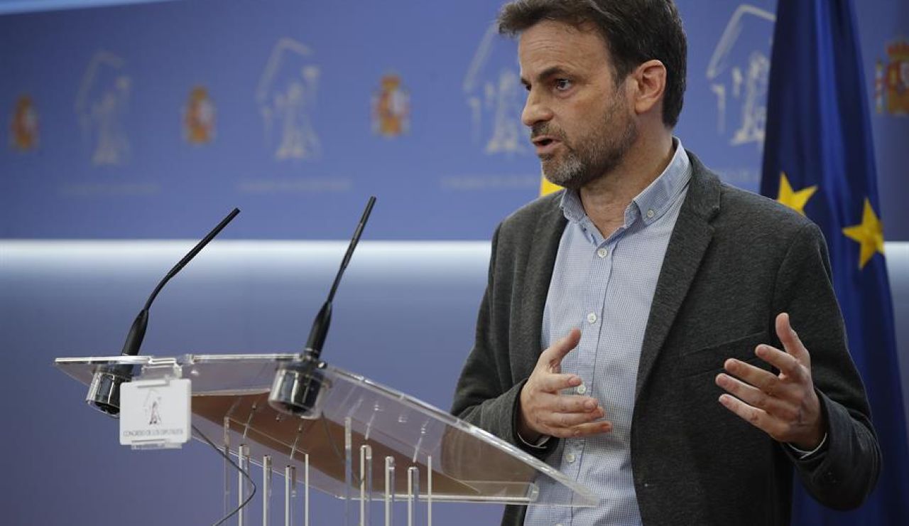 Jaume Asens, durante la rueda de prensa ofrecida este martes en el Congreso de los Diputados. Jaume Asens, durante la rueda de prensa ofrecida este martes en el Congreso de los Diputados.