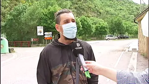 La Guardia Civil controla las actividades del campamento hippie que practica sexo al aire libre La Guardia Civil controla las actividades del campamento hippie que practica sexo al aire libre