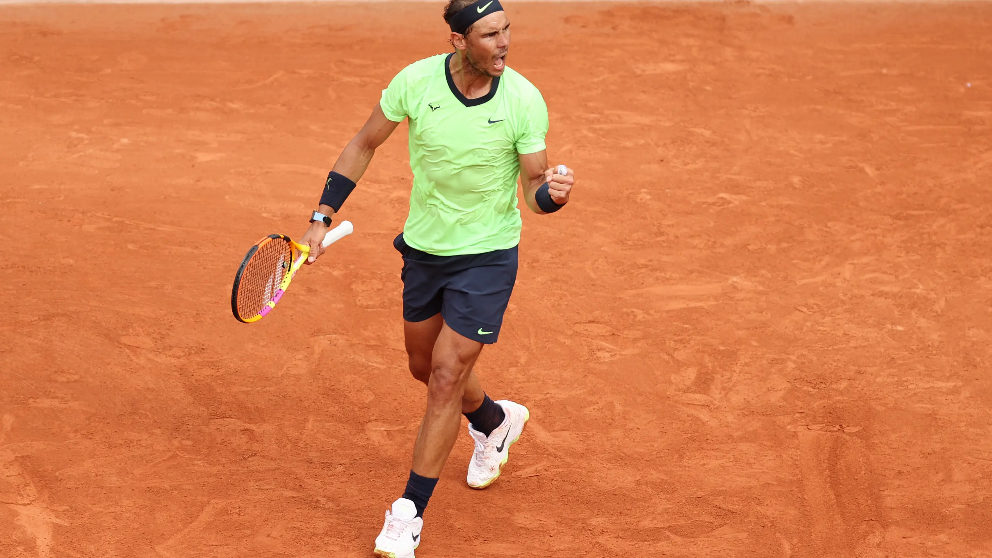 Rafa Nadal se mete en octavos de final de Roland Garros