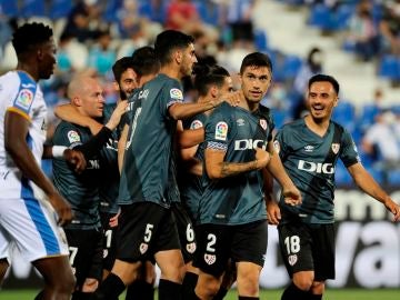El Rayo Vallecano se impone en Butarque y se jugará el ascenso a Primera con el Girona