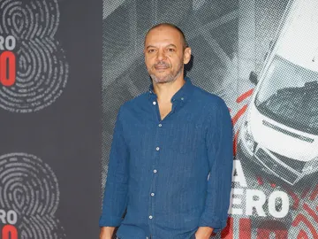 Muere Óscar Sánchez Zafra, actor de 'La casa de papel' y 'El tiempo entre costuras' Muere Óscar Sánchez Zafra, actor de 'La casa de papel' y 'El tiempo entre costuras'