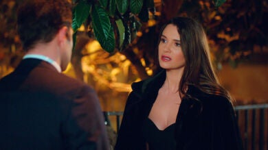 Murat consigue su objetivo: una cita con Candan y provocar celos en Demir