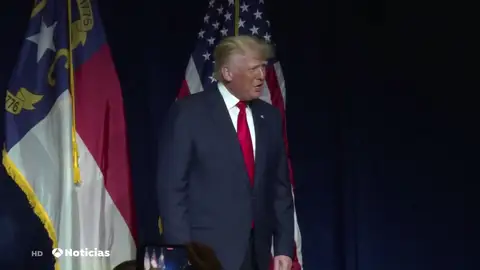 Donald Trump reaparece y exige aranceles del 100% y 10 billones de dólares a China por el coronavirus Donald Trump reaparece y exige aranceles del 100% y 10 billones de dólares a China por el coronavirus