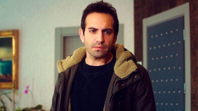 Murat provoca a Demir al saldar la deuda del tratamiento de Öykü