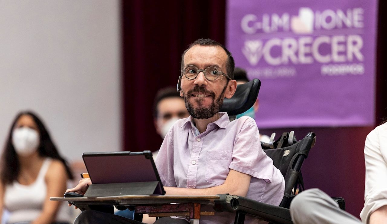 El portavoz del grupo parlamentario Podemos, Pablo Echenique, ha participado esta tarde en Toledo en un encuentro de apoyo a la candidatura liderada por Ione Belarra a la Secretaría General de Podemos El portavoz del grupo parlamentario Podemos, Pablo Echenique, ha participado esta tarde en Toledo en un encuentro de apoyo a la candidatura liderada por Ione Belarra a la Secretaría General de Podemos