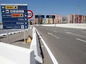 Acceso al puerto de Algeciras (Cádiz) sin tráfico Acceso al puerto de Algeciras (Cádiz) sin tráfico