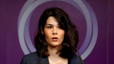 Isa Serra renuncia a su escaño en la Asamblea de Madrid: "Asumiré responsabilidades en Podemos a nivel estatal" Isa Serra renuncia a su escaño en la Asamblea de Madrid: "Asumiré responsabilidades en Podemos a nivel estatal"