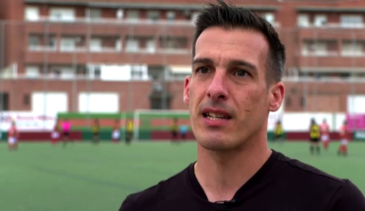 Estrada Fernández se retira del arbitraje a los 45 años y tras 12 temporadas en primera división Estrada Fernández se retira del arbitraje a los 45 años y tras 12 temporadas en primera división
