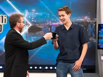 El reencuentro de Pablo Motos con el único invitado que estuvo en 'El Hormiguero 3.0' antes de nacer El reencuentro de Pablo Motos con el único invitado que estuvo en 'El Hormiguero 3.0' antes de nacer