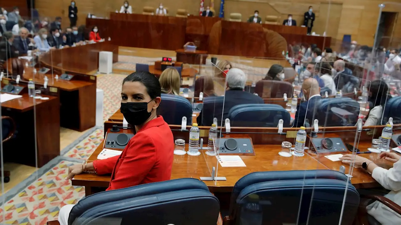 La líder de Vox en Madrid, Rocío Monasterio toma asiento en la Asamblea de Madrid este martes cuando arranca la constitución de la XII Legislatura La líder de Vox en Madrid, Rocío Monasterio toma asiento en la Asamblea de Madrid este martes cuando arranca la constitución de la XII Legislatura