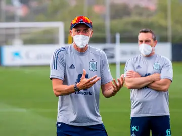 Luis Enrique llama a Kepa para unirse a la burbuja paralela de la selección española Luis Enrique llama a Kepa para unirse a la burbuja paralela de la selección española